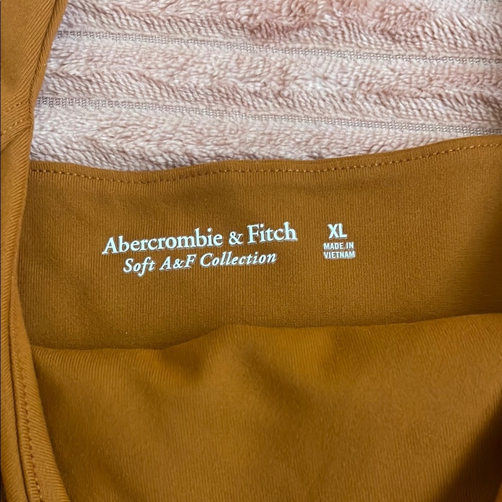A&F Rust Bodysuit - Picture 2 of 4